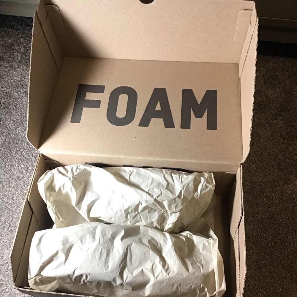 adidas sand Cardboard YZY FOAM RNR Shoe Boy
